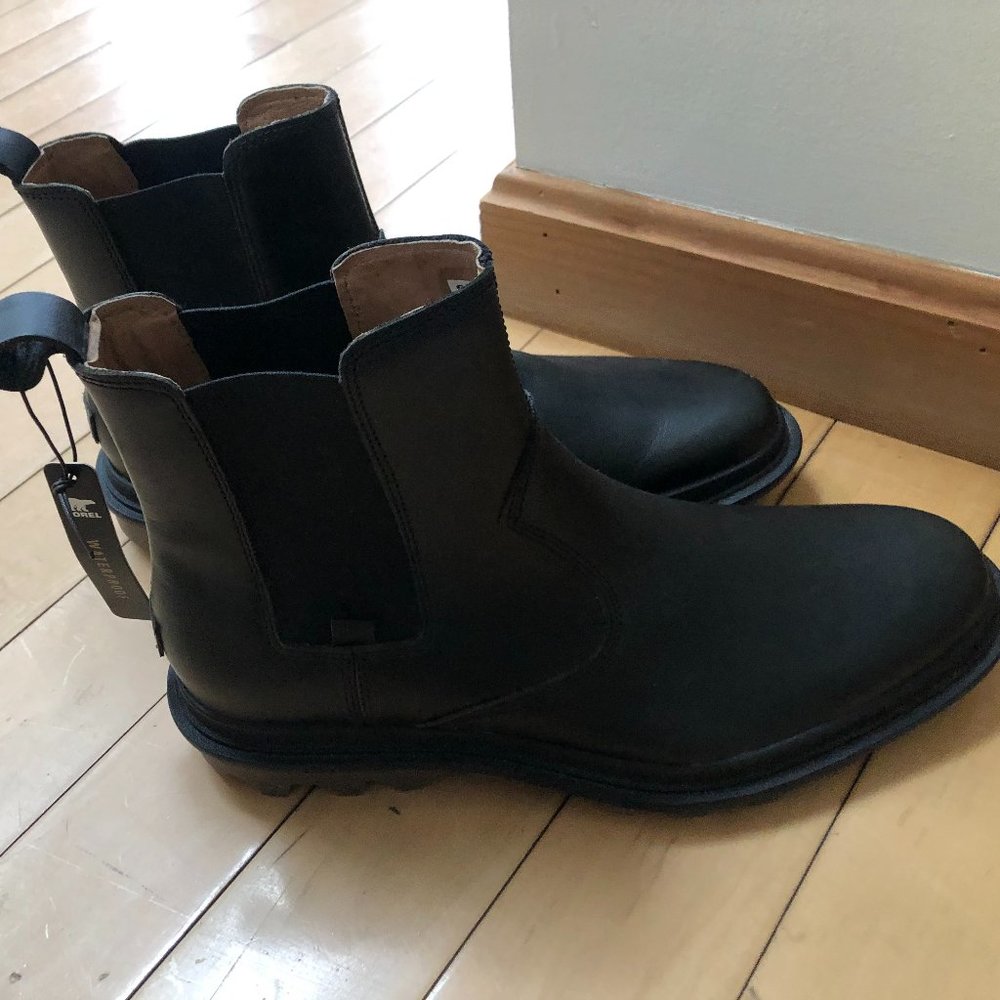 Black Sorel Chelsea boots 10.5 US men's